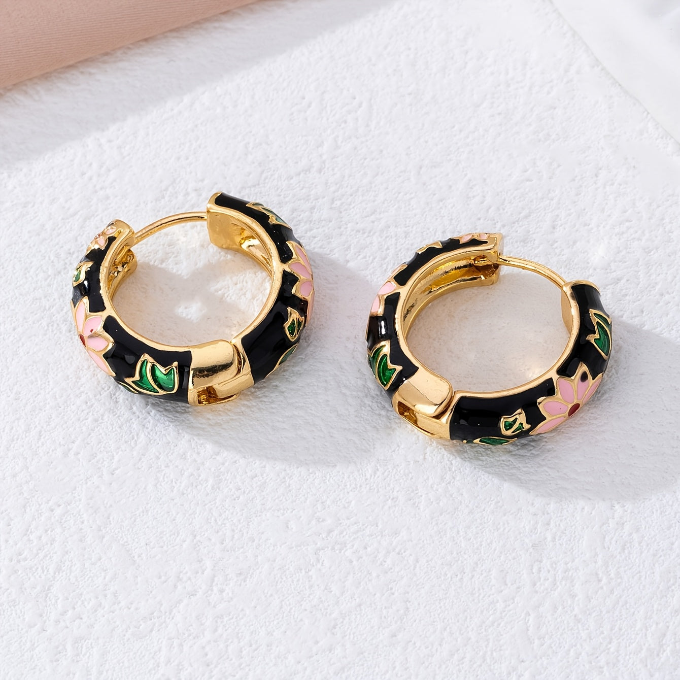Exquisite Enamel Round Earrings